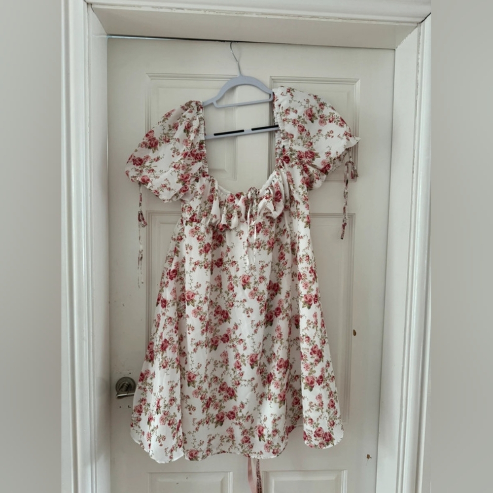 princess dress in rose print